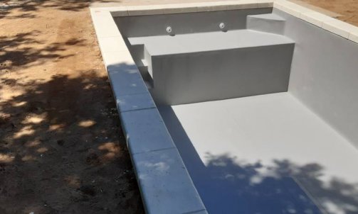 Installation d'une piscine enterrée dans l'Ain - EURL Bernard